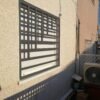Grille de défense en acier Moderne sur mesure, en direct de l'atelier – vue 2