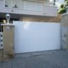 Portail coulissant moderne à lames de tôle sur mesure – vue 4